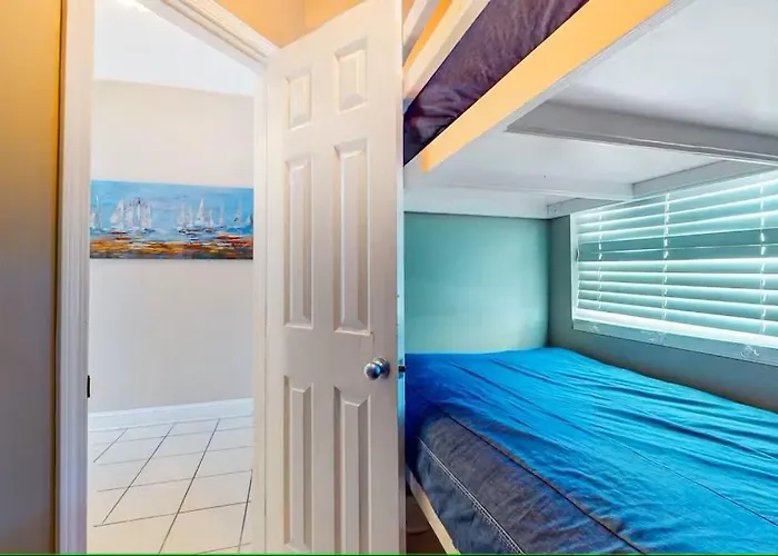 Lighthouse 914 By Collection * Gulf Shores